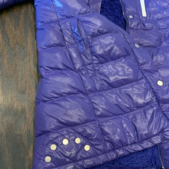 Purple winter jacket/puffer warm almost new - Picture 6 of 8